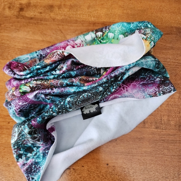 3/$40 Turtle Fur neck warmer - Picture 3 of 4